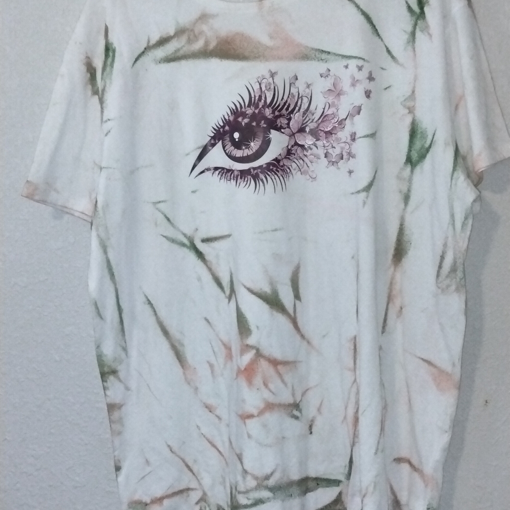 Woman's shirt